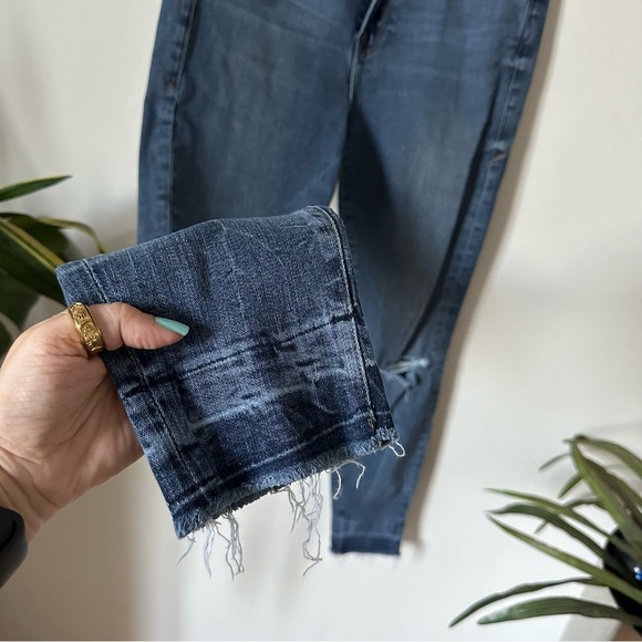 Good American Good Legs High Rise Distressed Skinny Frayed Ankle Jeans 12/31” - Picture 6 of 9